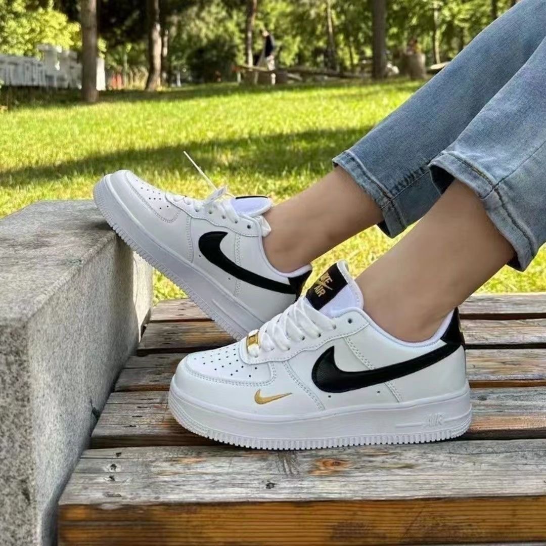 Airforce 1-Inspired Low-Top Sneakers - Image 6