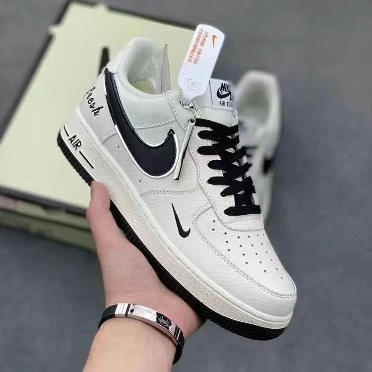 Airforce 1-Inspired Low-Top Sneakers - Image 3