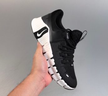 Stylish, breathable, lightweight unisex sneakers.