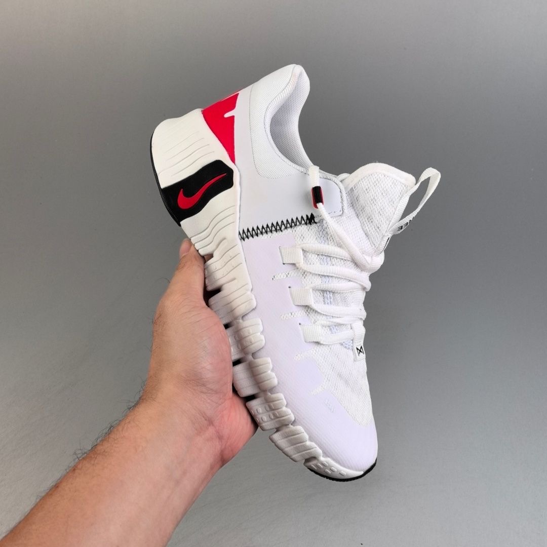 Stylish, breathable, lightweight unisex sneakers & T-SHIRT - Image 8