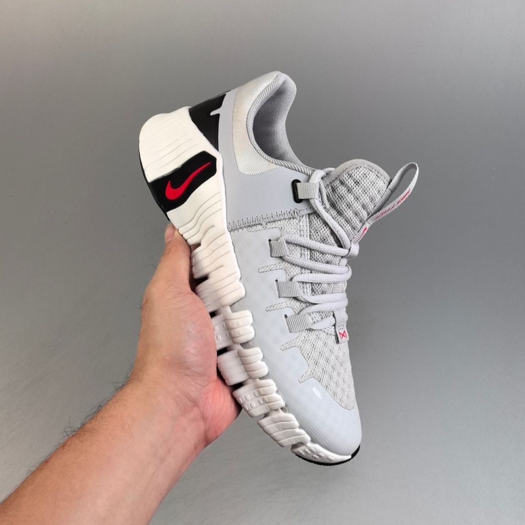 Stylish, breathable, lightweight unisex sneakers & T-SHIRT - Image 14
